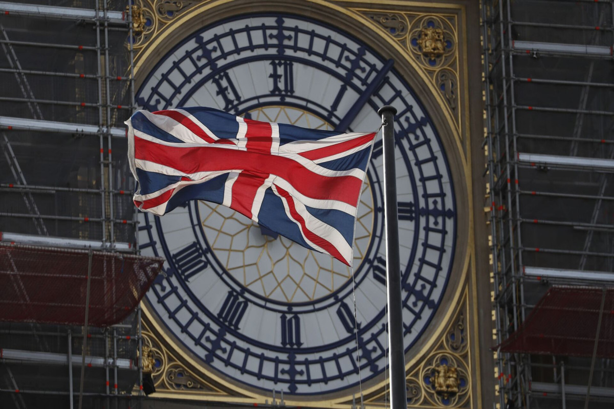 Britaniya Ukraynaya təzminat ödəyənə qədər Rusiyaya qarşı sanksiyaları qüvvədə saxlayacaq qanunu təqdim edib