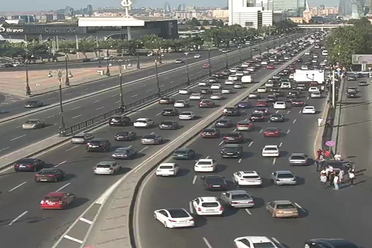 Bakıda sıxlıq müşahidə edilən yollar - SİYAHI 