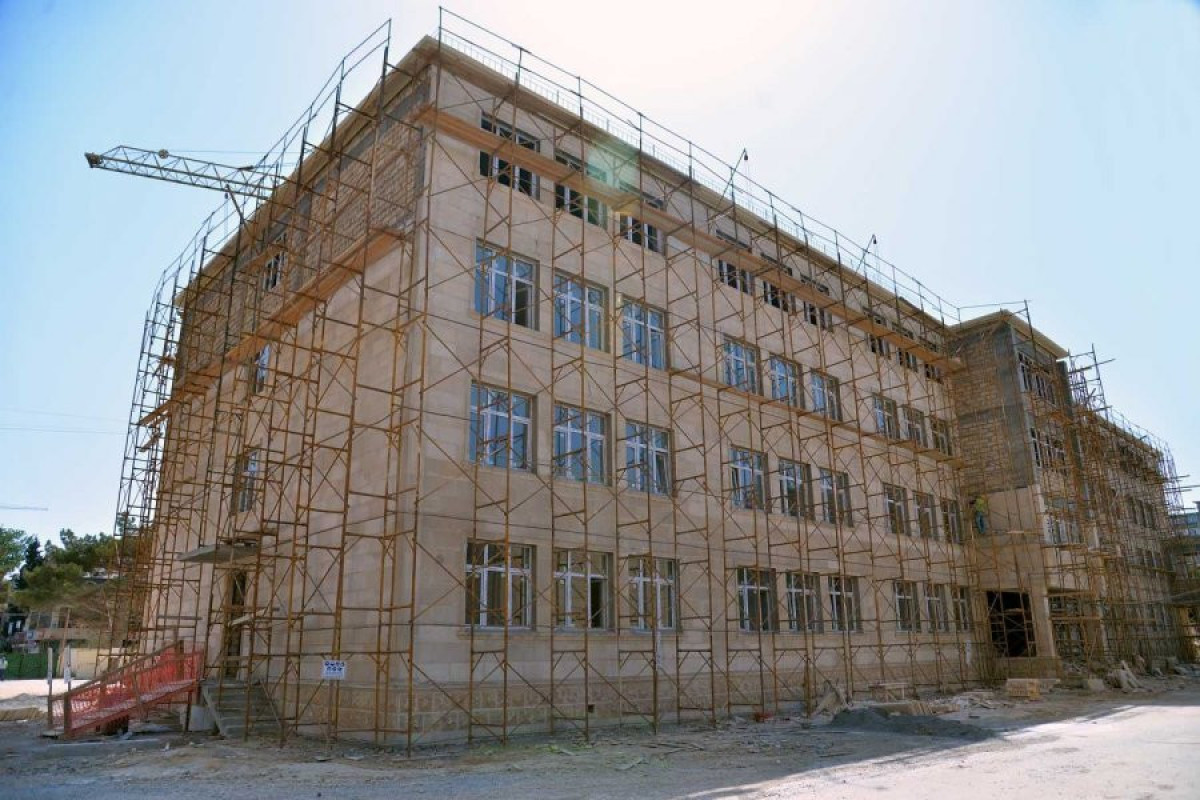 2022-2023-cü tədris ilində Bakıda tikilən və təmir olunan məktəblərin sayı açıqlanıb