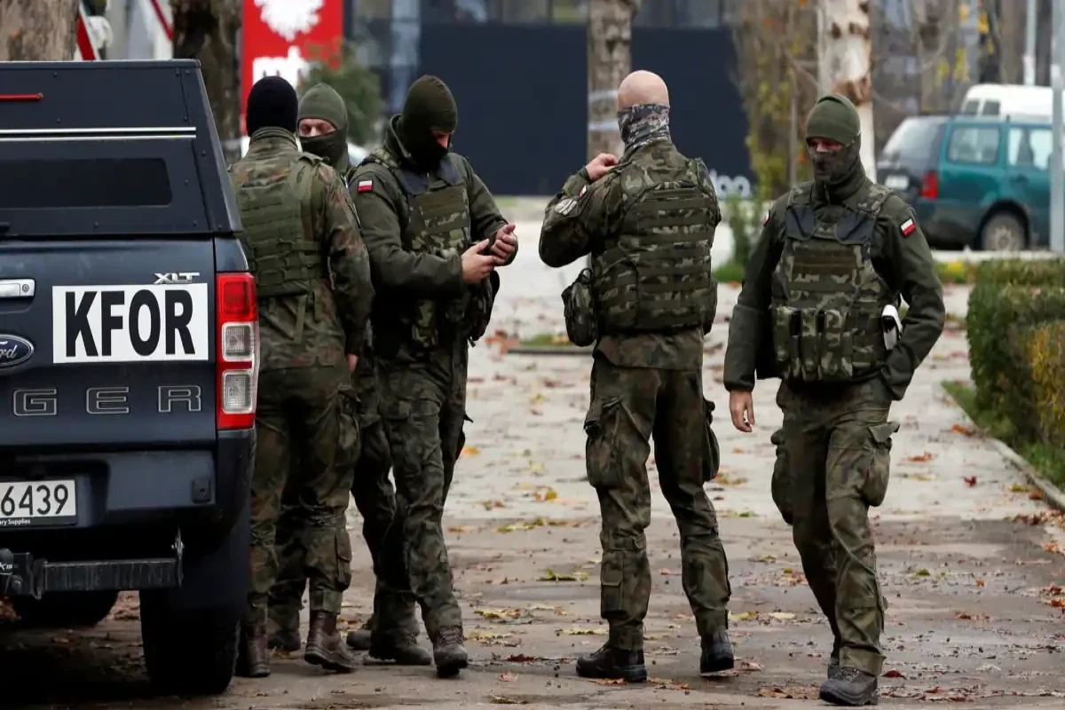 KİV: Kosovoda üç polşalı hərbçi saxlanılıb