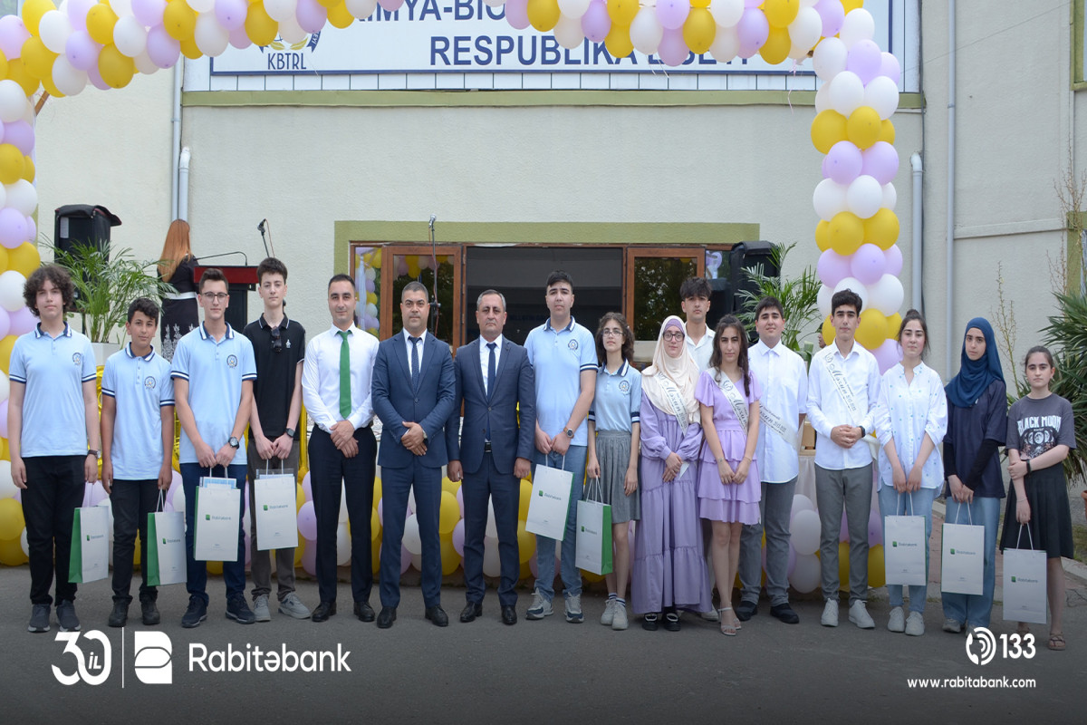 Rabitəbank “Respublika Fənn Olimpiadaları”nda uğur qazanmış şağirdləri mükafatlandırıb