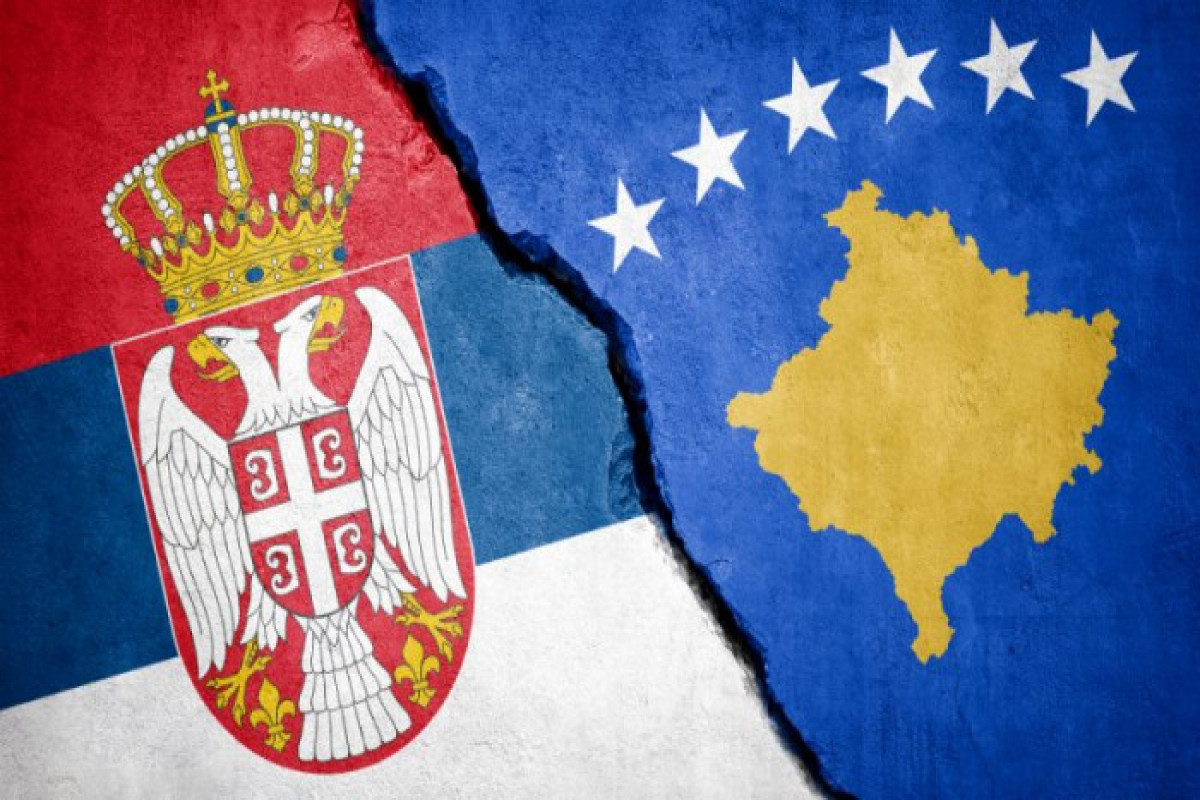 Aİ Serbiya və Kosovo liderlərini böhran danışıqları üçün Brüsselə çağırıb