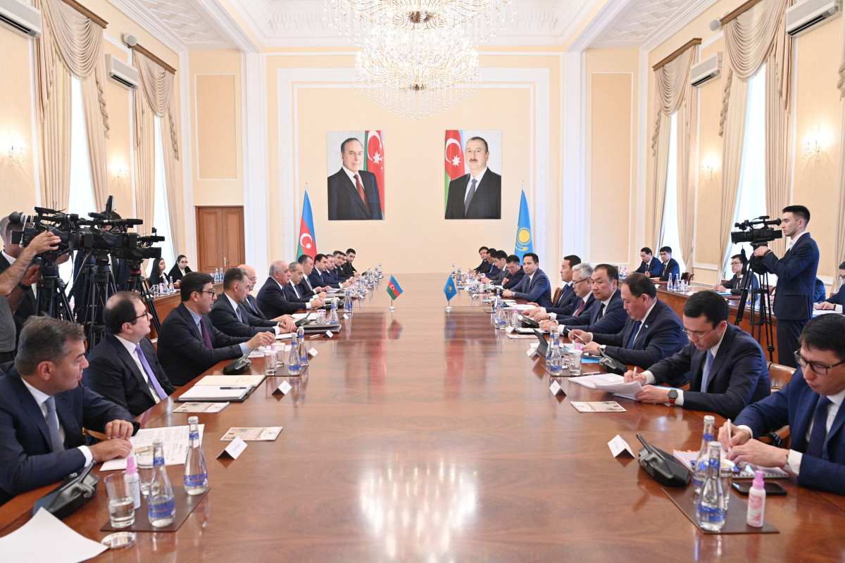 Əli Əsədov Qazaxıstanın Baş naziri ilə görüşüb, sənədlər imzalanıb