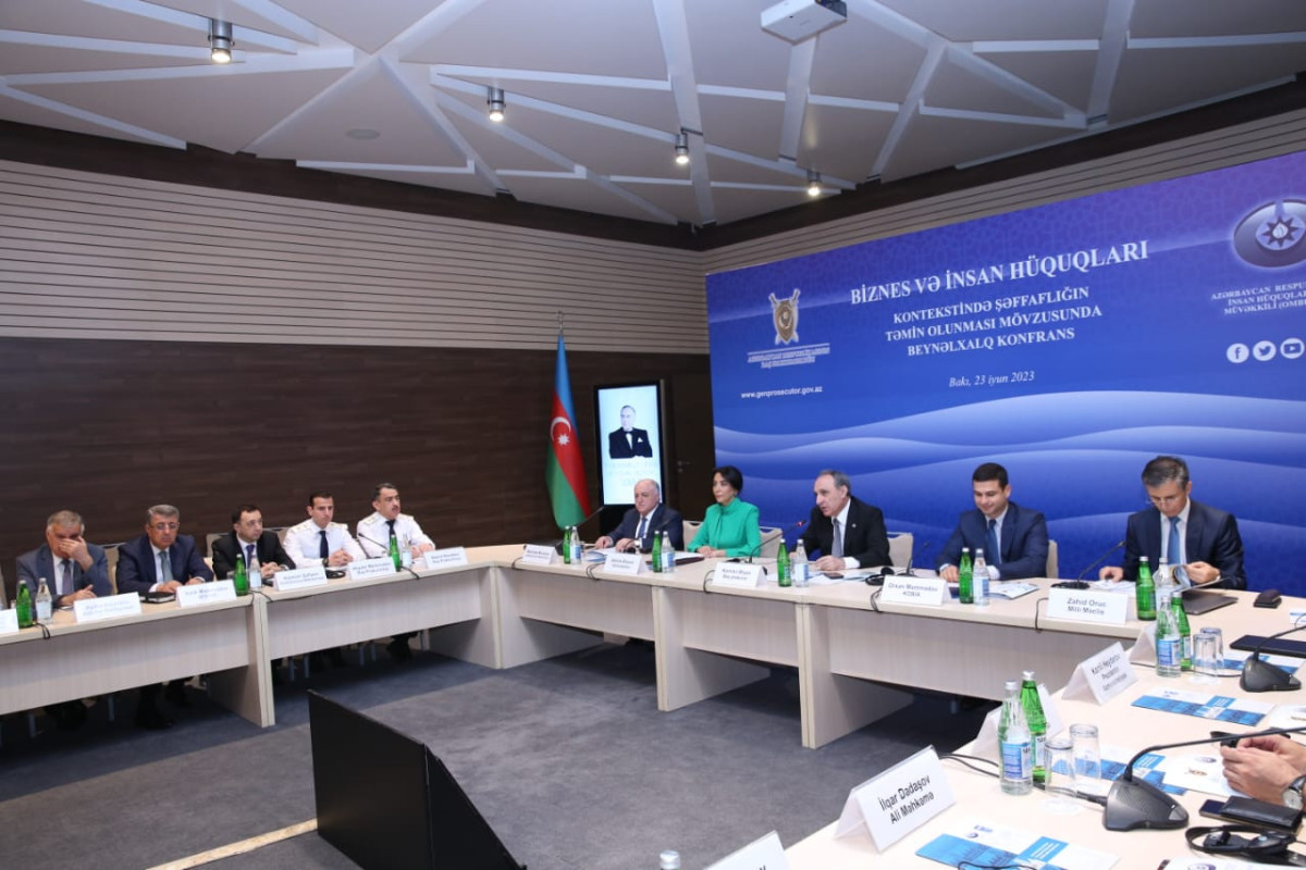 "Özəl sektorda anti-korrupsiya standartları" kitabı nəşr olunub