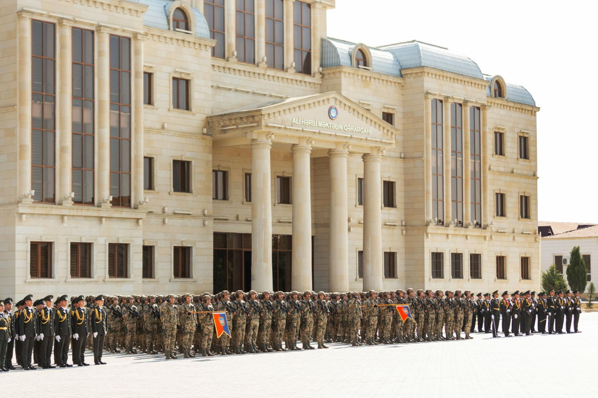 Daxili Qoşunların Ali Hərbi Məktəbində növbəti buraxılış olub