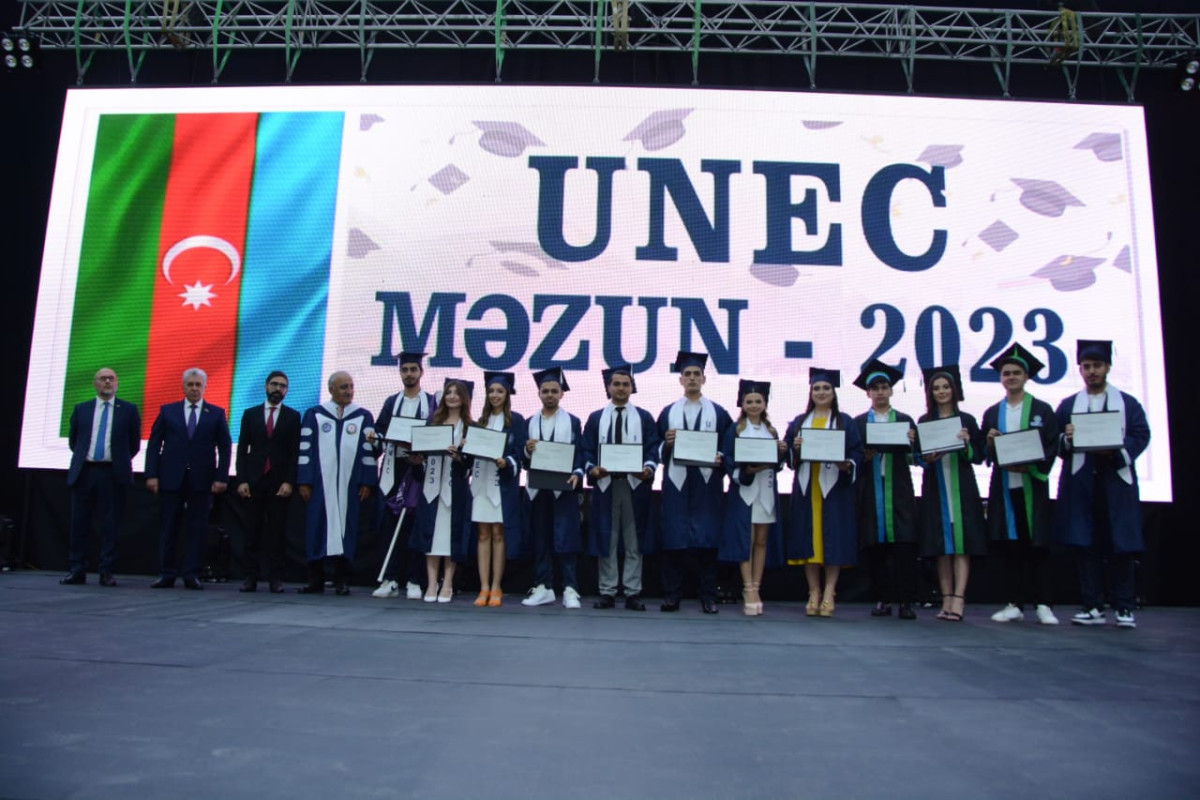 UNEC-də Məzun Günü keçirilib