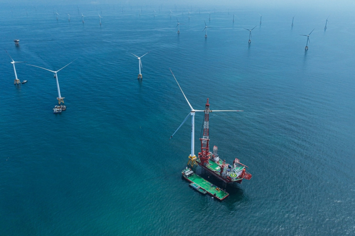 Çində dənizdə dünyanın ən böyük külək turbini quraşdırılıb