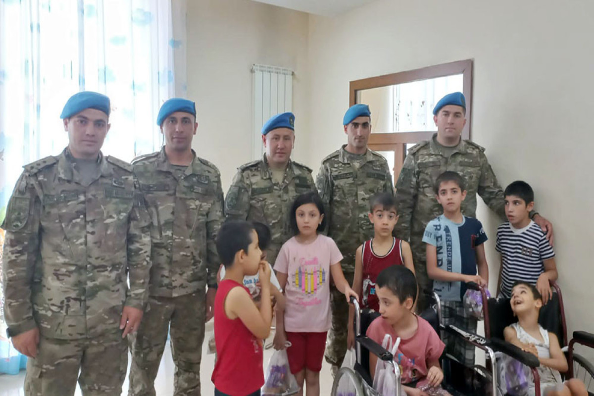 Qurban bayramında şəhidlərimizin xatirəsi anılıb - FOTO 