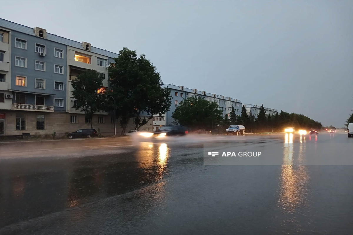 Qərb bölgəsinə güclü yağış yağır