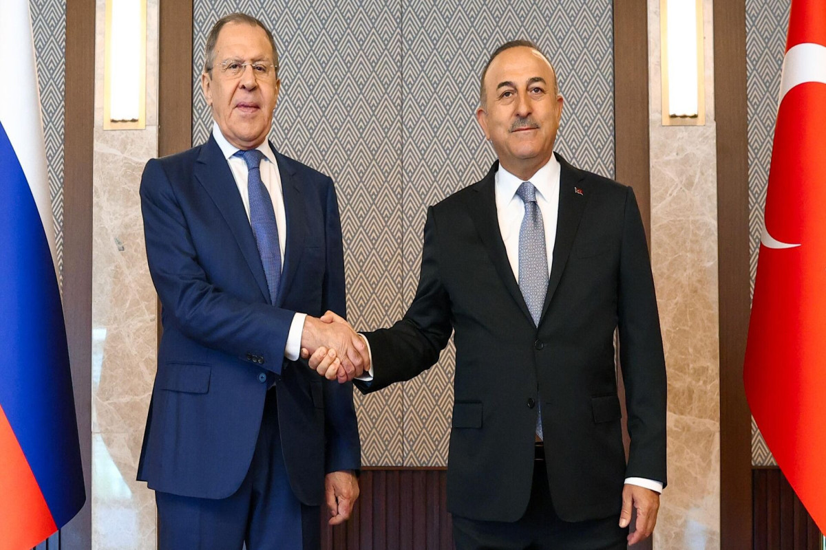 Çavuşoğlu və Lavrov Türkiyə-Suriya münasibətlərinin normallaşmasını müzakirə ediblər