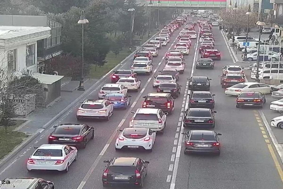 Bakıda sıxlıq müşahidə edilən yollar - SİYAHI 
