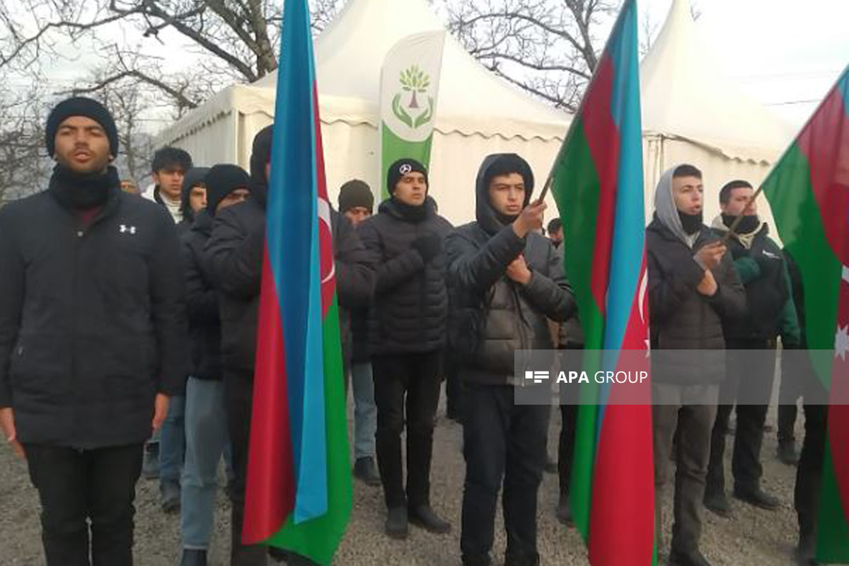 Peaceful protests of Azerbaijani eco-activists on Lachin–Khankandi road enter 81st day-PHOTO 