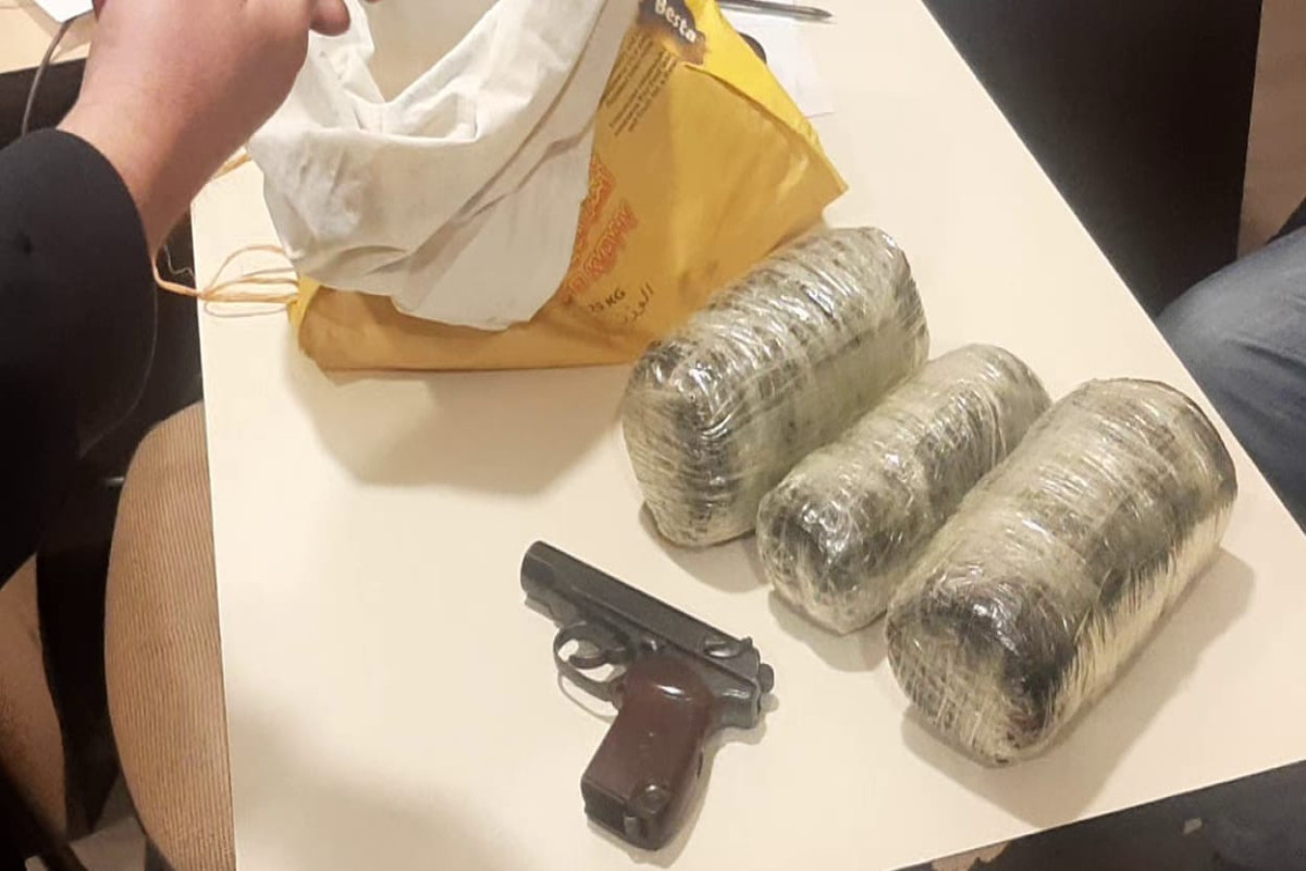 ​​​​​​​Lənkəranda narkokuryerdə silah və 5 kq heroin aşkarlanıb