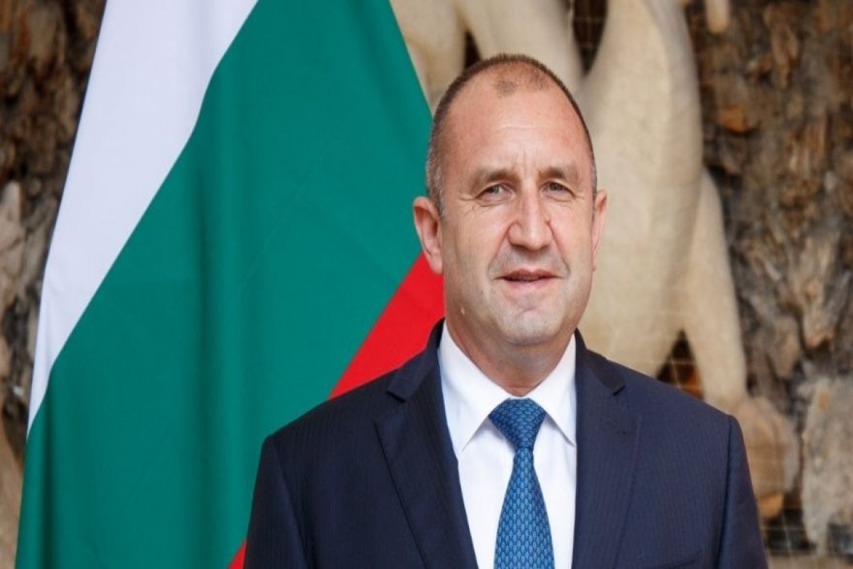 Azərbaycan Prezidenti Rumen Radevi təbrik edib