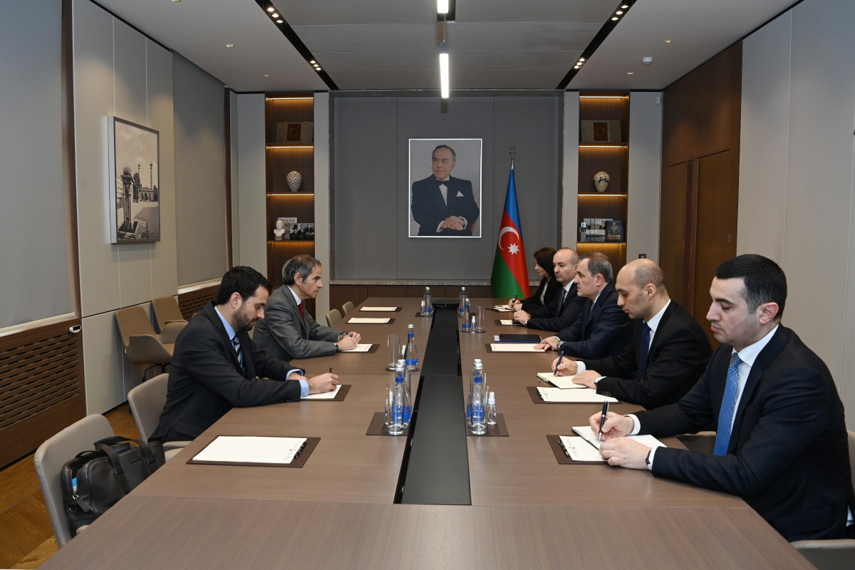 Ceyhun Bayramov Qrossi ilə "Metsamor" AES-in fəaliyyətini müzakirə edib