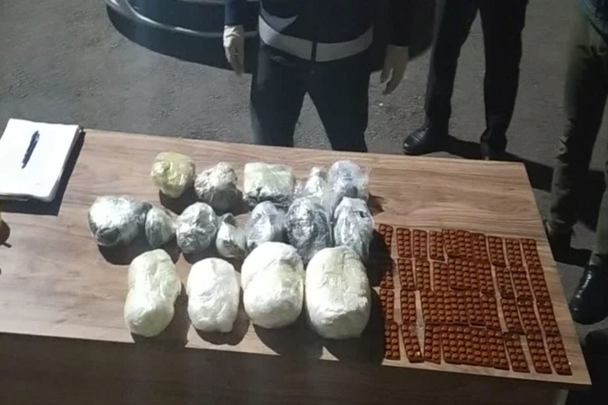 DİN: Biləsuvarda 12 kiloqrama yaxın narkotik və silah aşkarlanıb