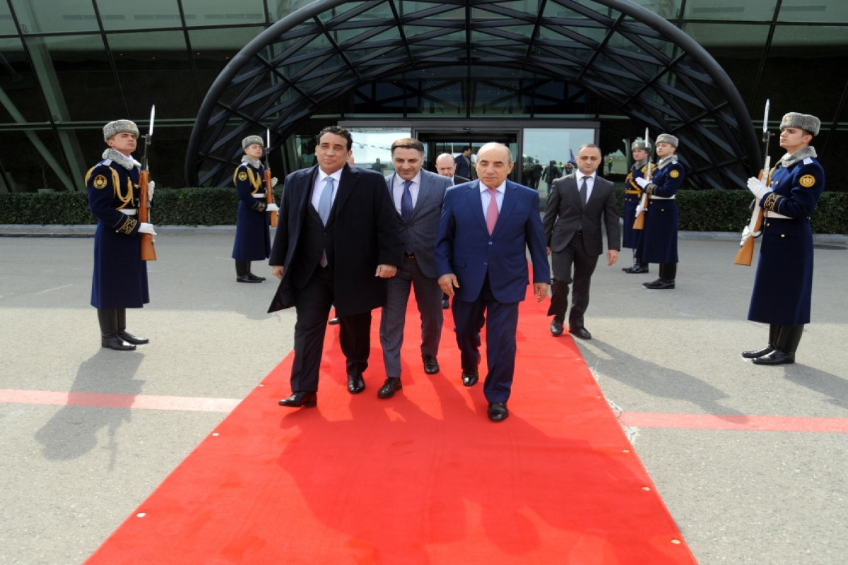 Завершился визит  в Азербайджан председателя Президентского совета Ливии
