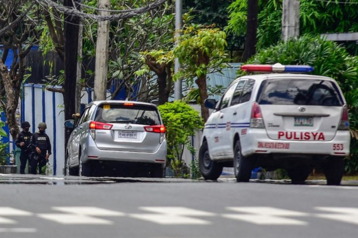 Provincial Governor and five others shot dead by gunmen in Philippines