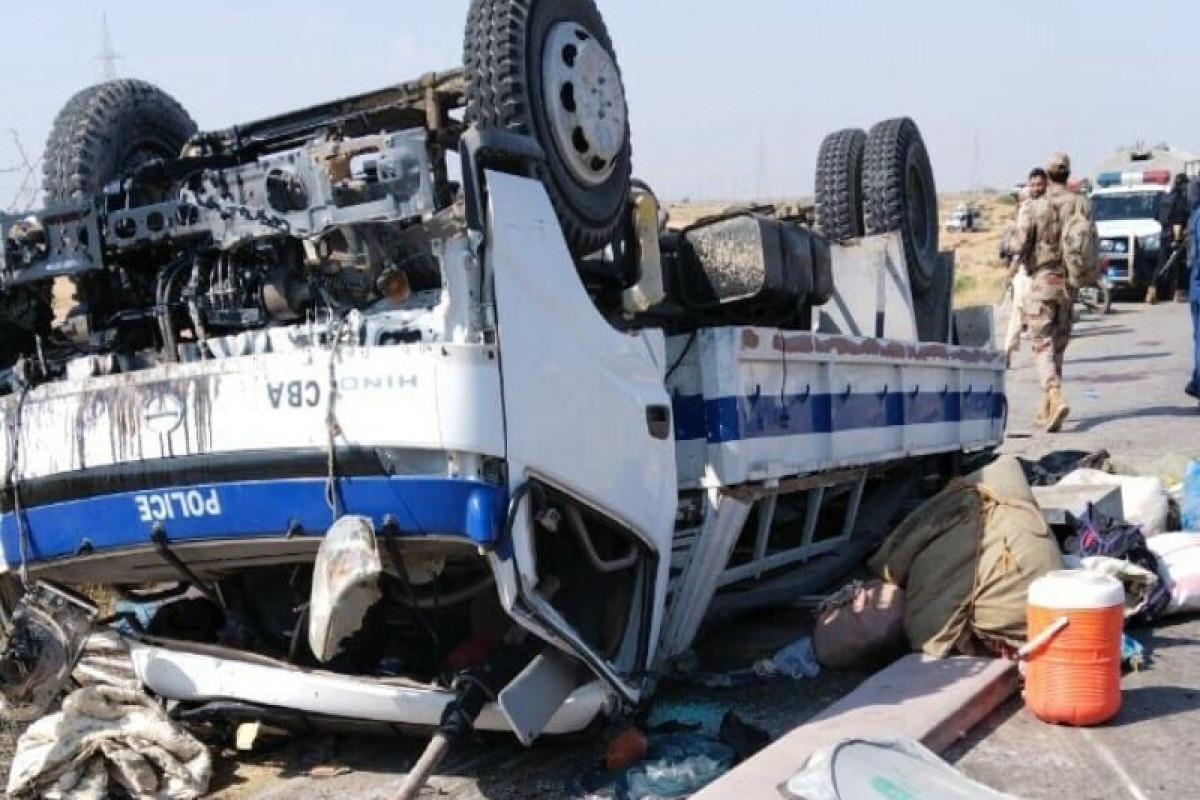 Pakistanda terror aktında 9 polis əməkdaşı həlak olub
