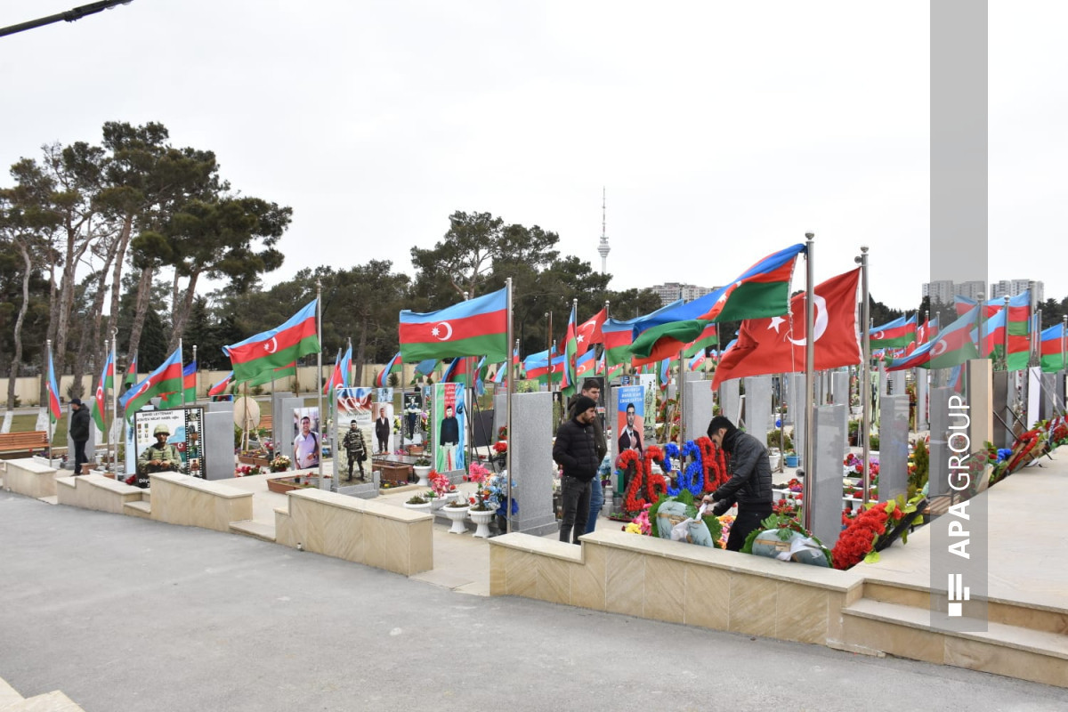 Azerbaijani soldier who was martyred yesterday laid to rest in II Alley of Martyrs-UPDATED 