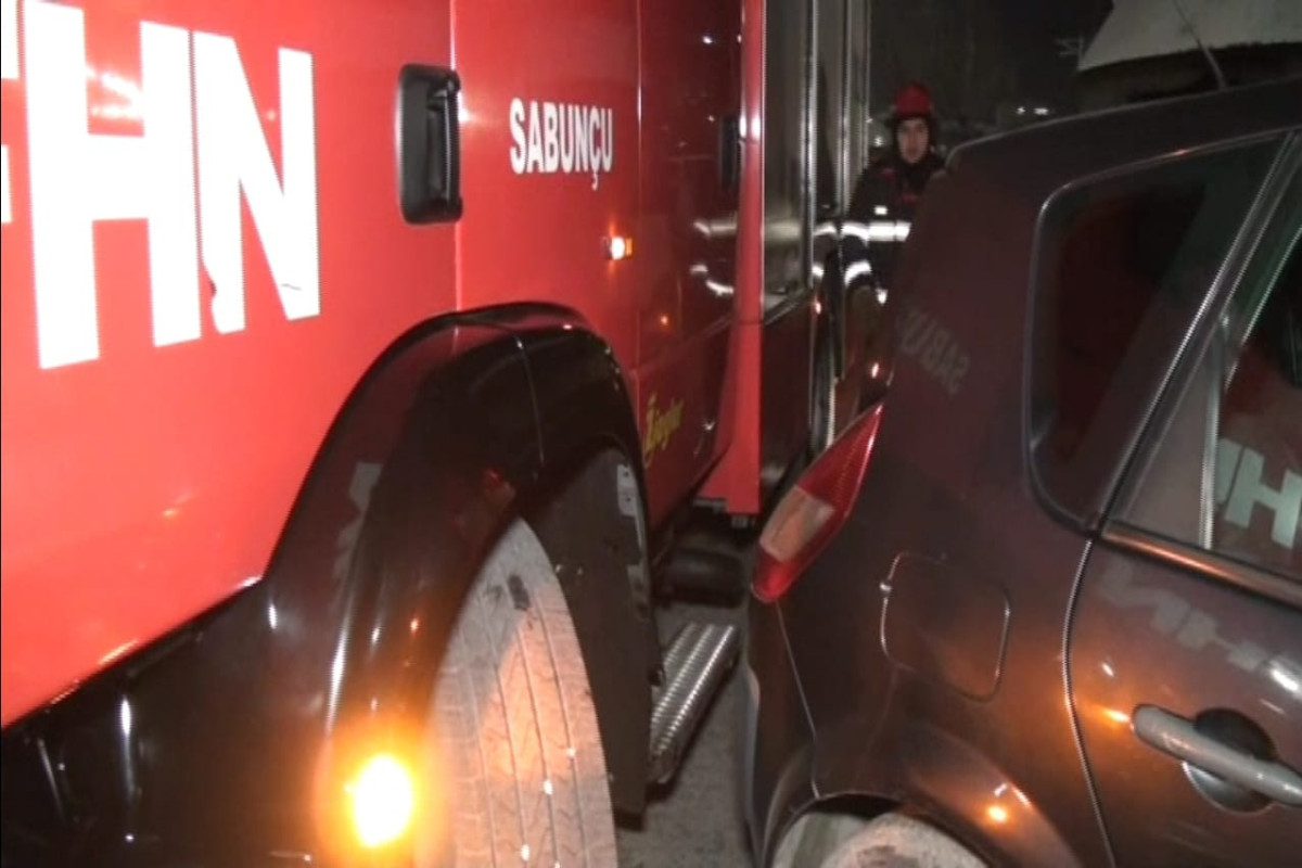 FHN Bakıda yaşayış kompleksində şərti yanğın təlimi keçirib - VİDEO 