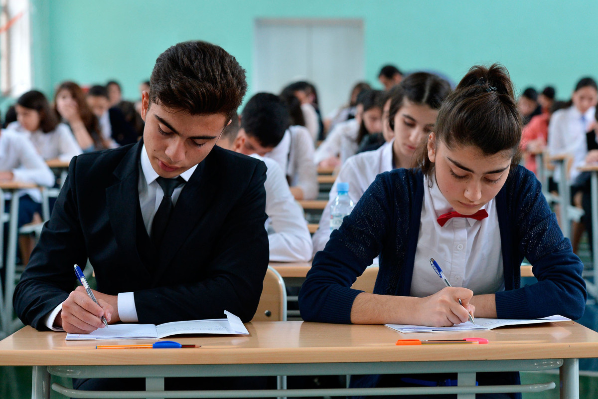 Bu gündən IX siniflərin yerdəyişməsi dayandırılıb
