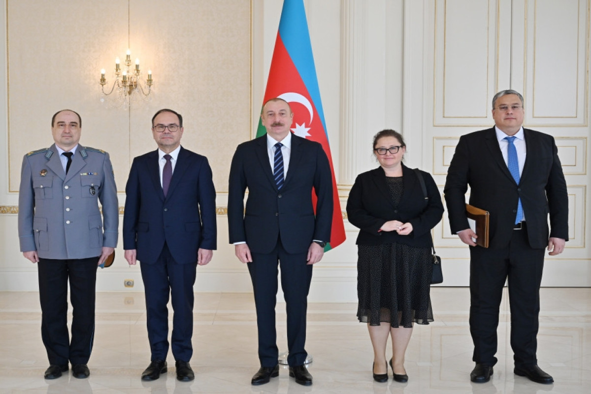 President Ilham Aliyev received credentials of incoming ambassador of Bulgaria-UPDATED 