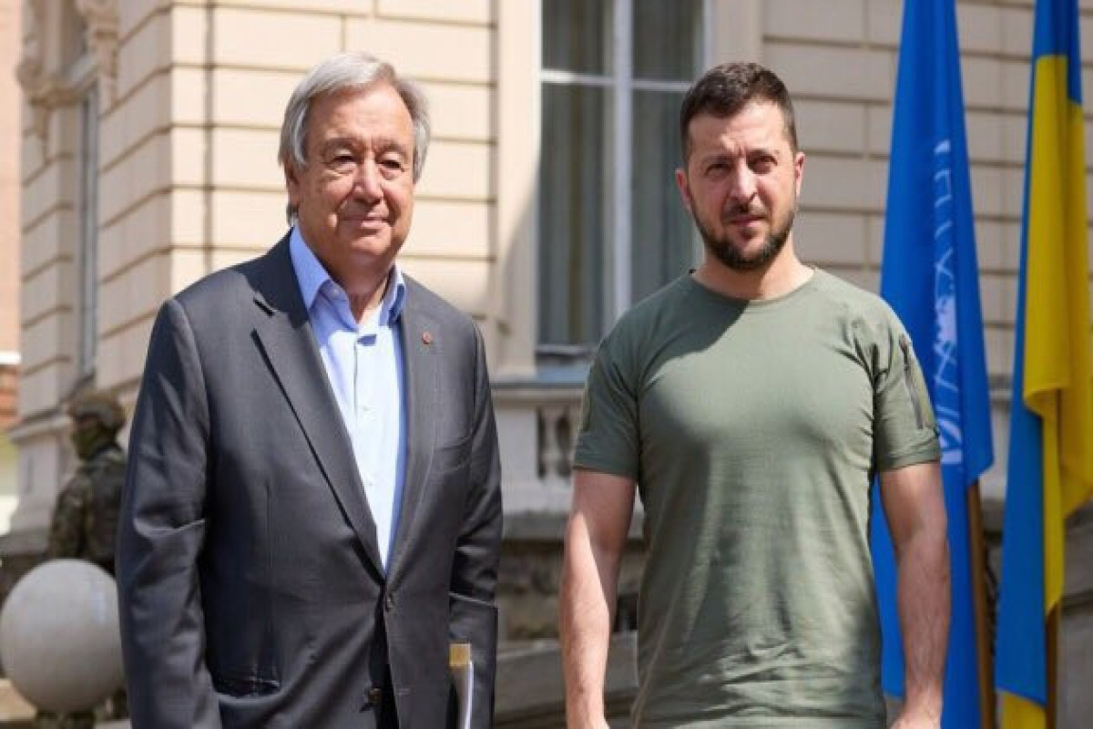 BMT Baş katibi Polşaya gedib