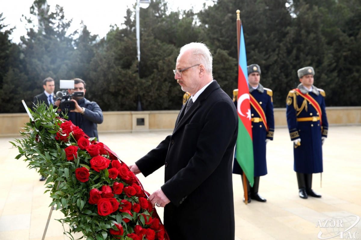 Latvian President Egils Levits pays respect to Azerbaijani martyrs
