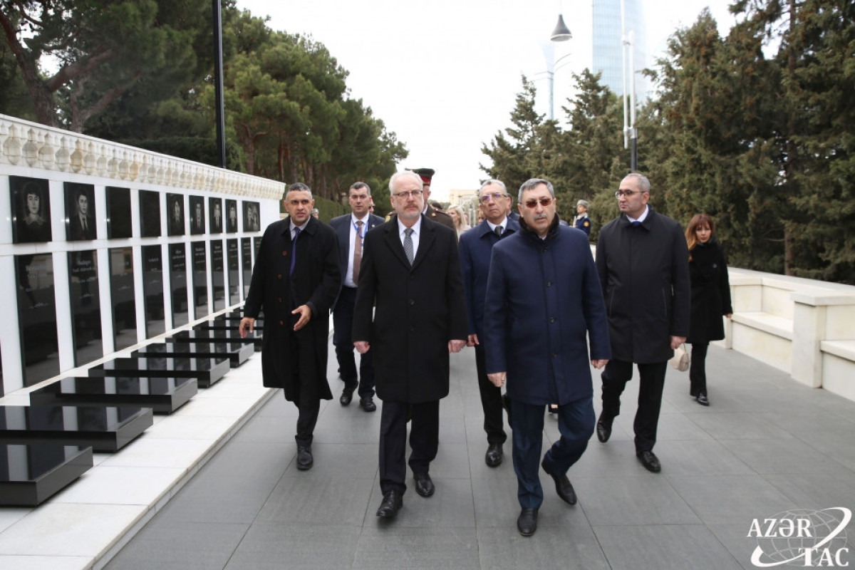 Latvian President Egils Levits pays respect to Azerbaijani martyrs