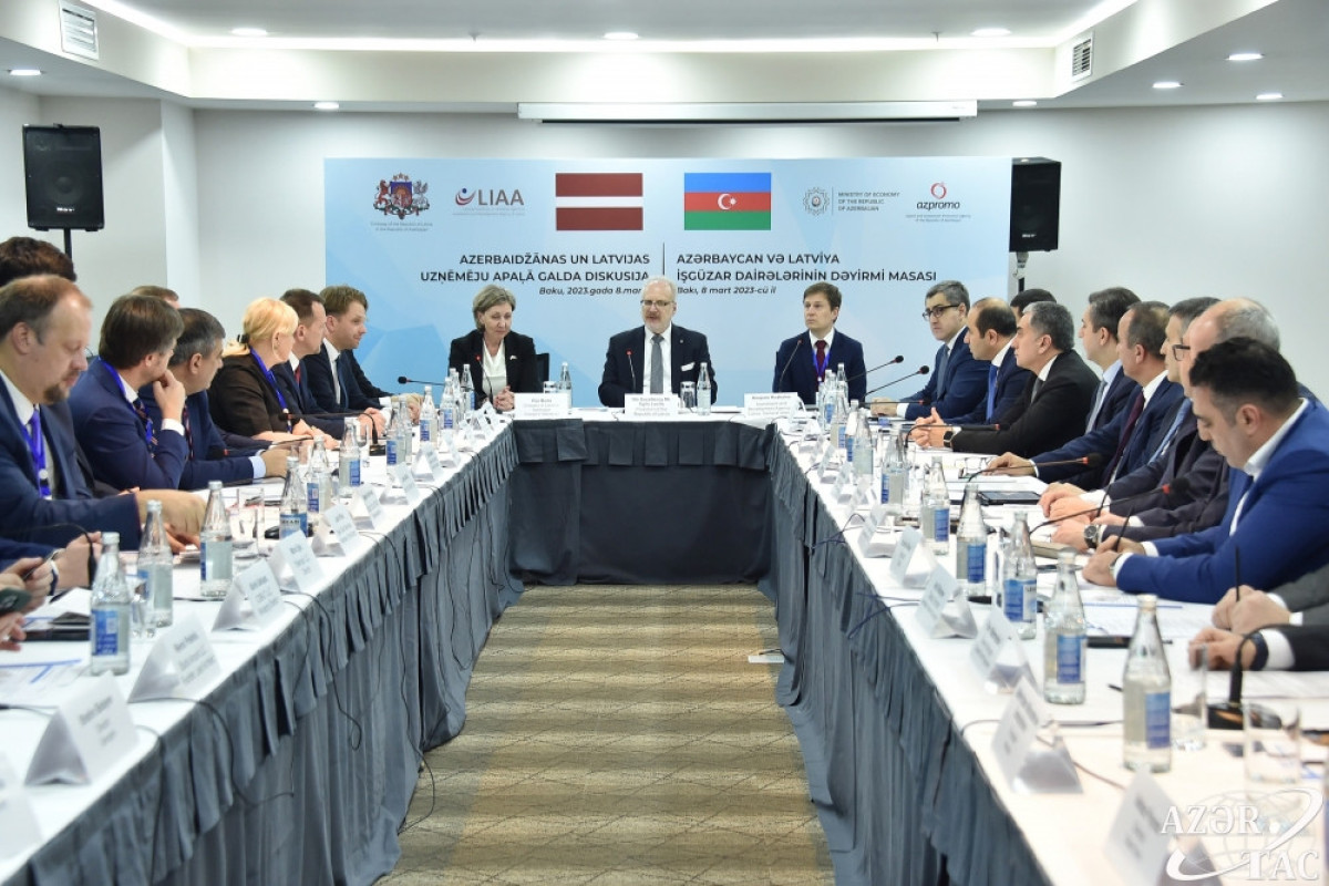 President of Latvia Egils Levits meets with Azerbaijani and Latvian businessmen in Baku-PHOTO 