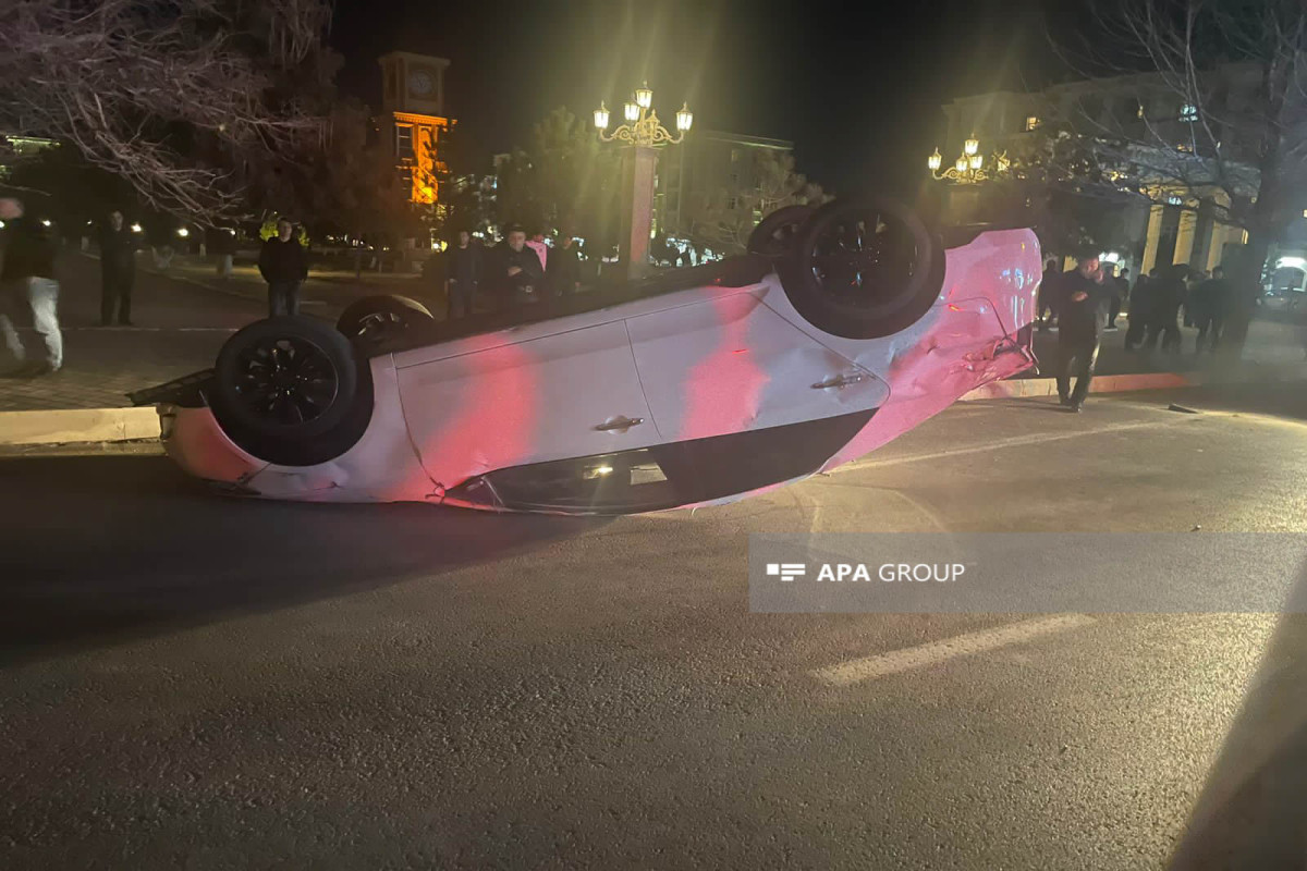 Naxçıvanda qəza olub, avtomobil aşıb - FOTO 