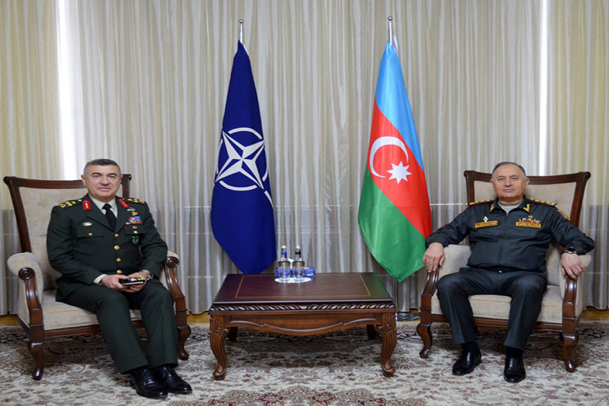 Обсуждены перспективы военного сотрудничества Азербайджан-НАТО