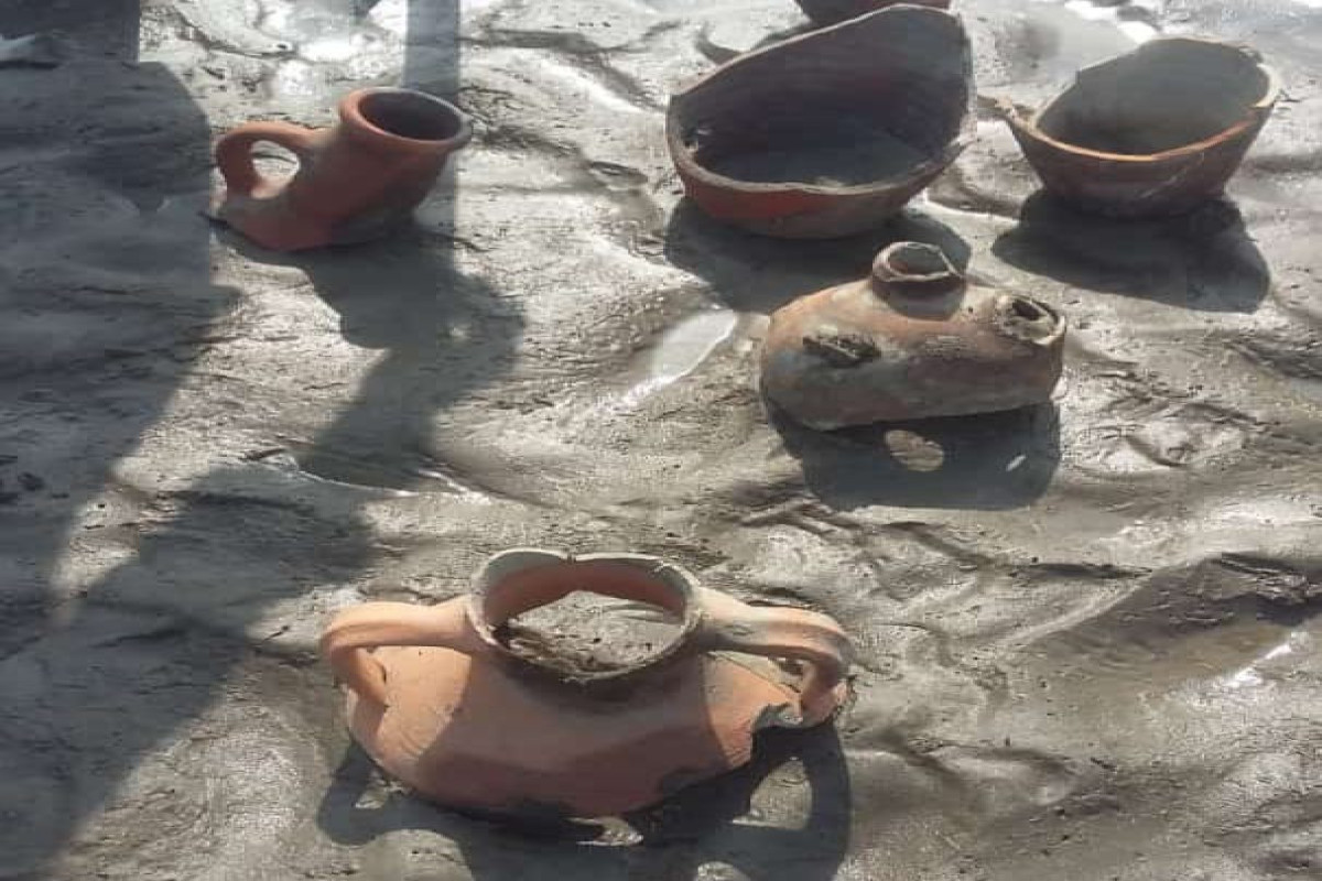 Kürün Neftçaladan keçən hissəsində arxeoloji nümunələr tapılıb  - FOTO 