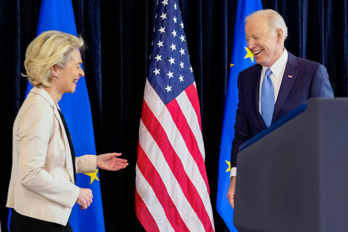 Ursula von der Leyen - Co Bayden