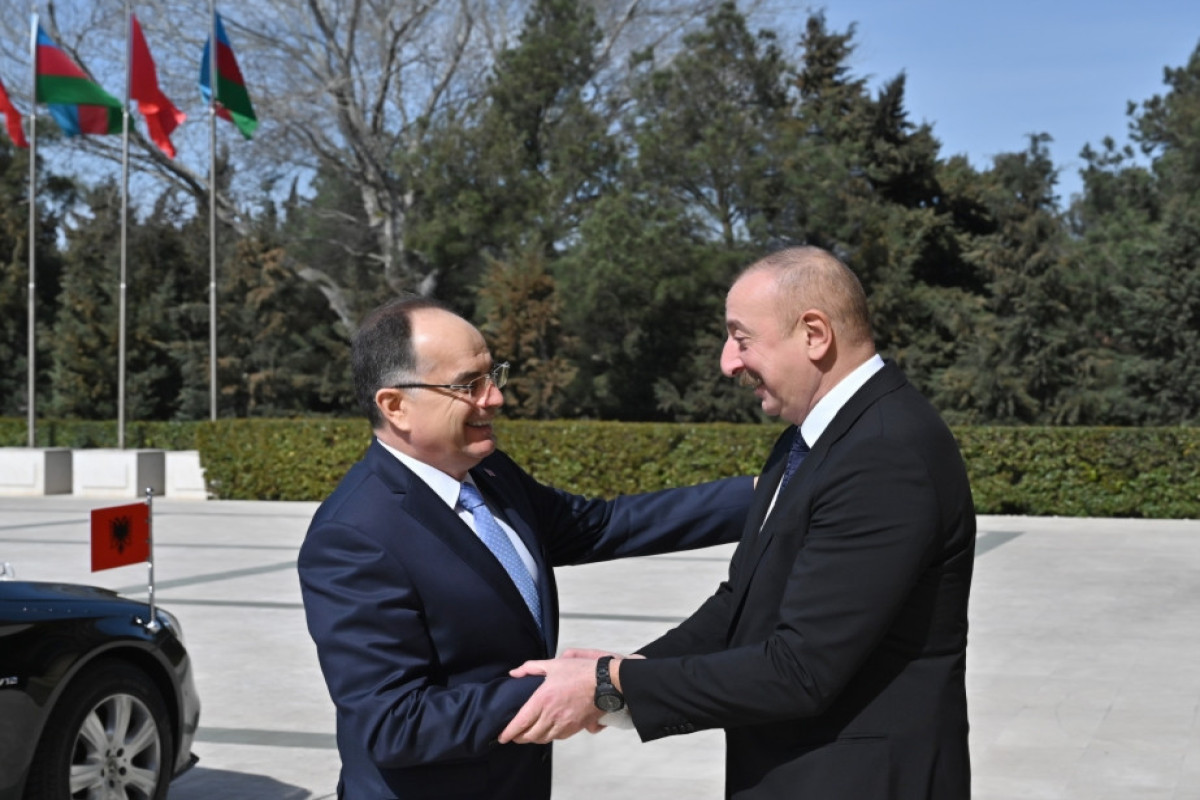Azərbaycan Prezidenti İlham Əliyev Albaniya Prezidenti Bayram Beqay ilə görüşüb - FOTO  - YENİLƏNİB 