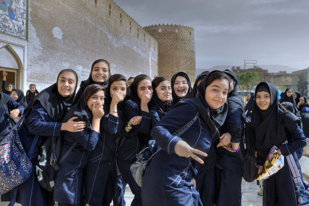 В Иране арестовали более 100 человек по обвинению в отравлениях школьниц