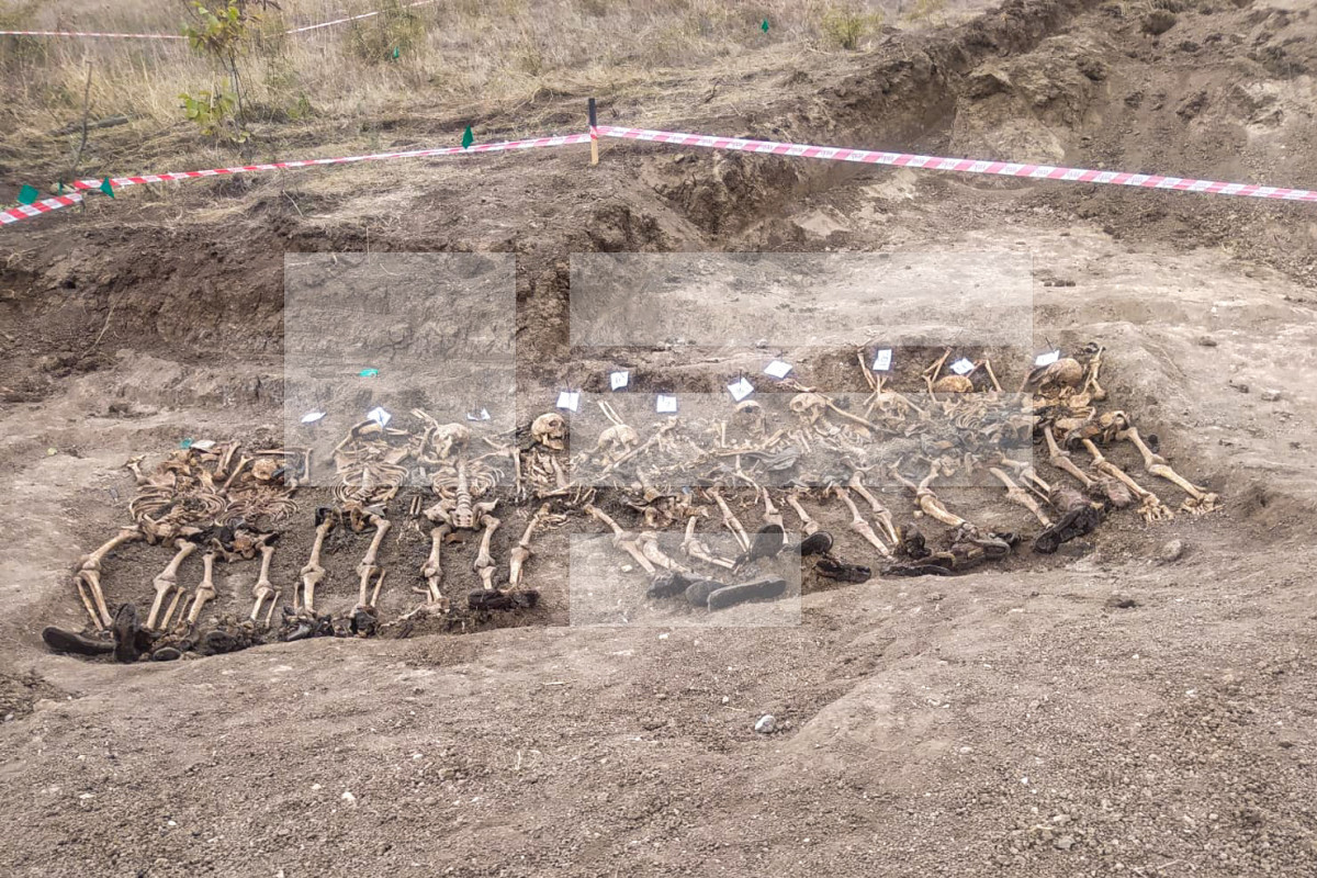 В массовых захоронениях на освобожденных от оккупации территориях Азербайджана найдены останки 115 человек