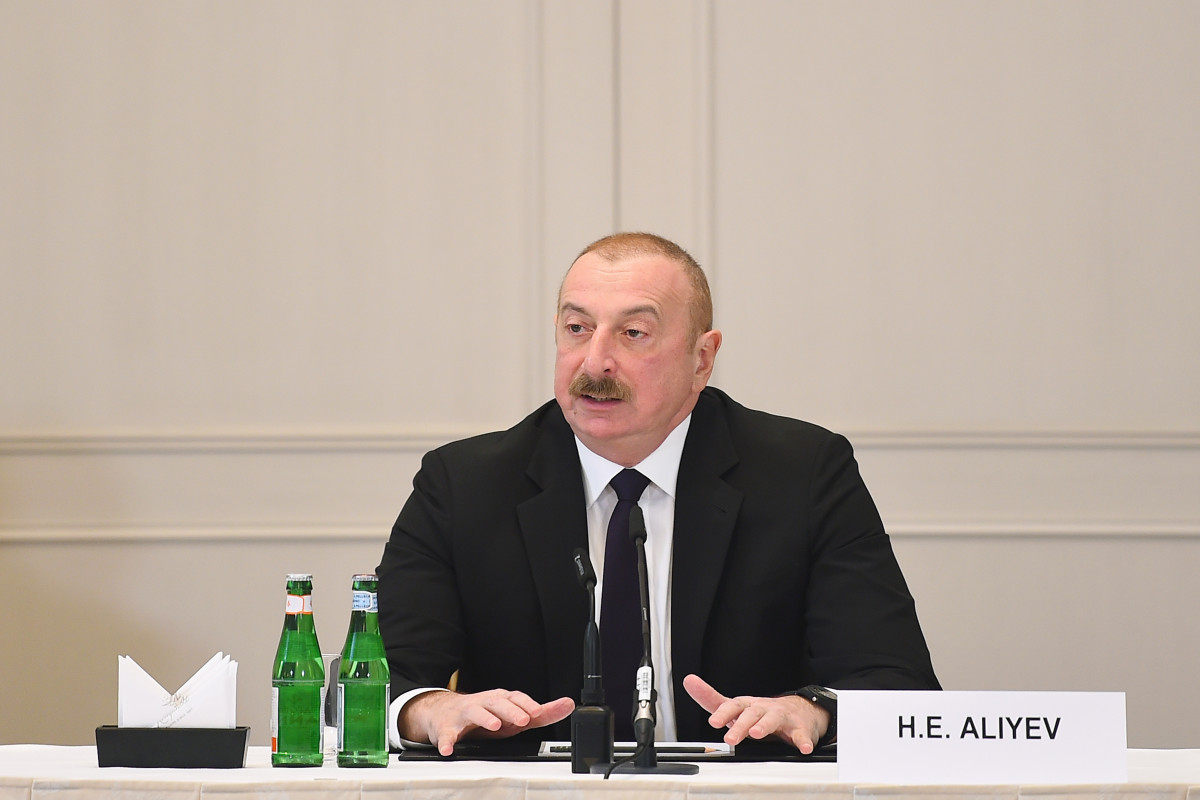 President Ilham Aliyev met with German businessmen-PHOTO -UPDATED 