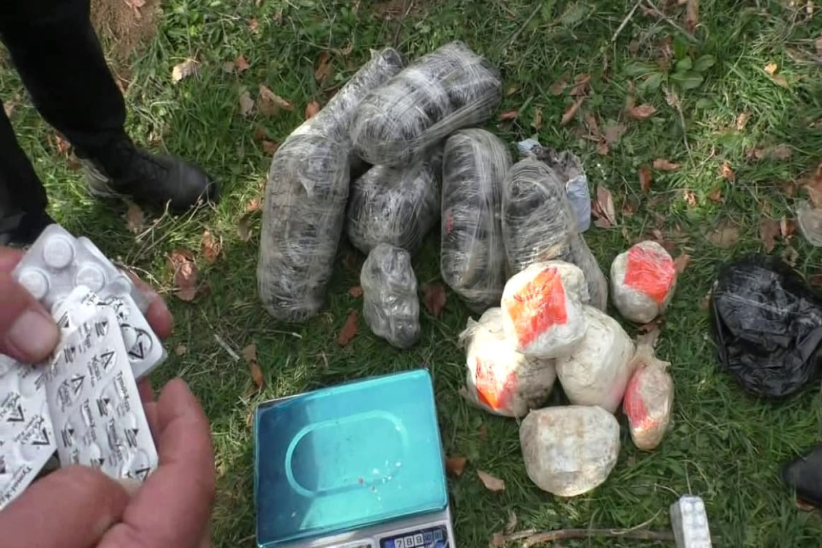 Yardımlıda xarici narkotacirin göstərişi ilə gizlədilən 21 kiloqram narkotik aşkarlanıb - FOTO 