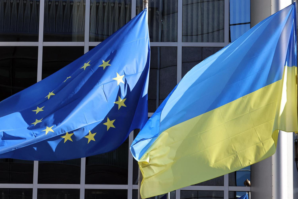 “Politico”: Aİ Ukraynaya 2 mlrd. avro dəyərində mərmi tədarükü ilə bağlı müqaviləni yekunlaşdırıb