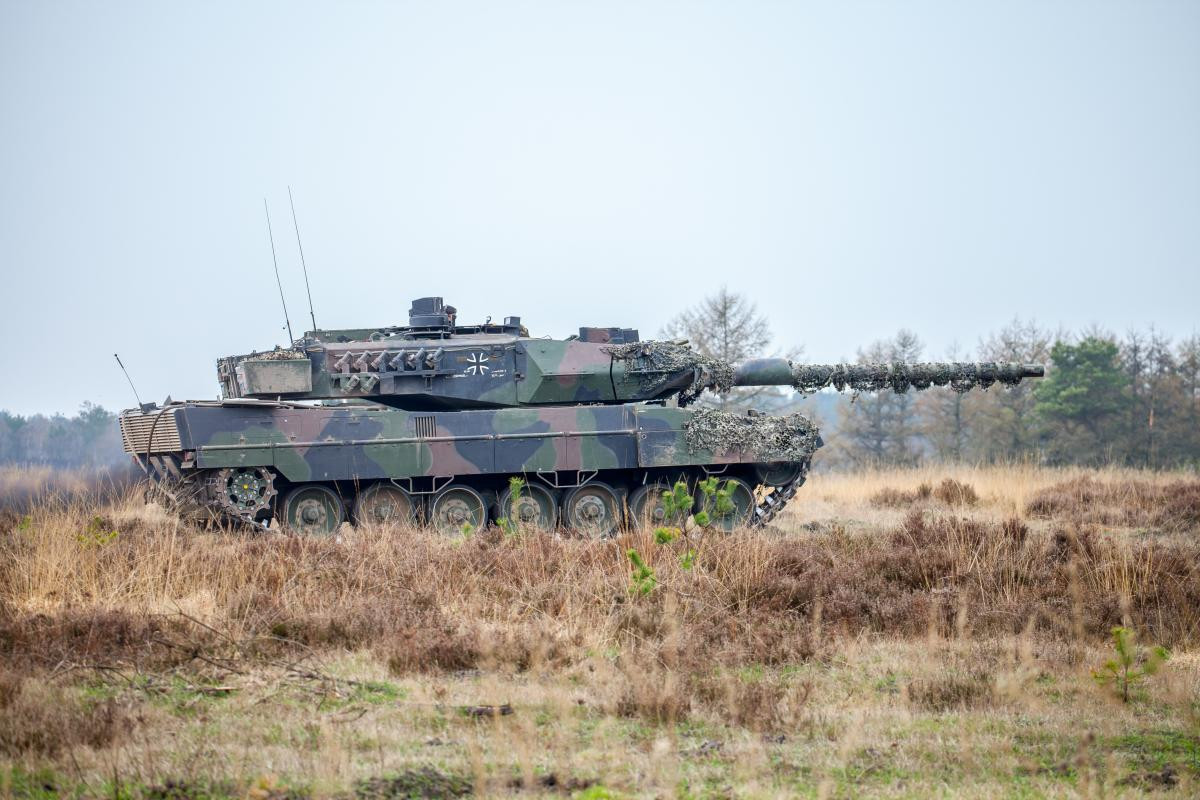 Испания предоставит Украине еше четыре танка Leopard 2