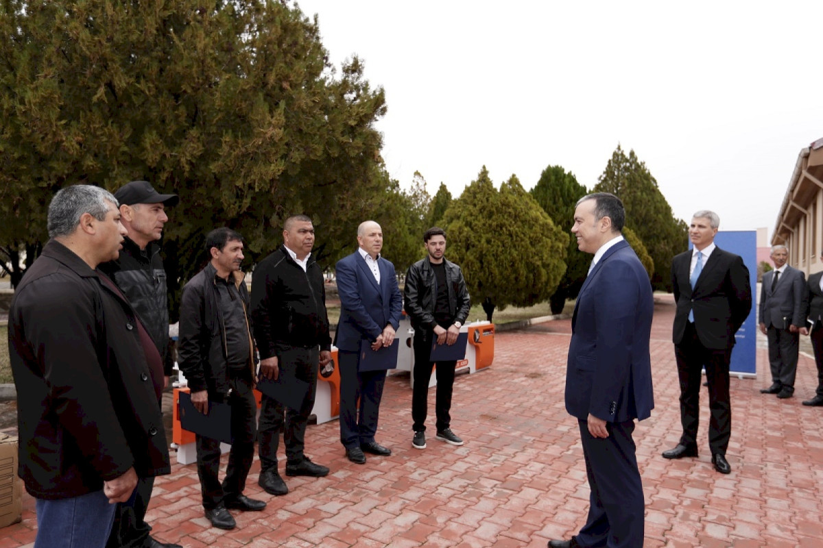 Naxçıvanda şəhid ailələri və müharibə əlillərinə mənzillər təqdim edilib