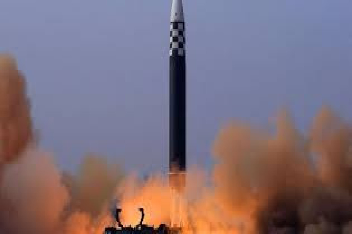 КНДР 16 марта испытала межконтинентальную баллистическую ракету «Хвасон-17»