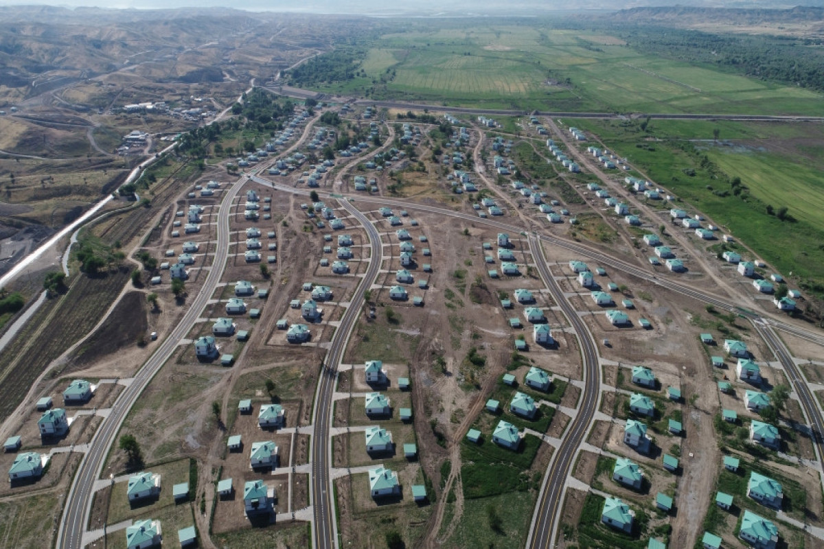 Обнародовано количество объектов в Карабахском и Восточно-Зангезурском экономических районах на строительство и эксплуатацию которых в прошлом году выдано разрешение