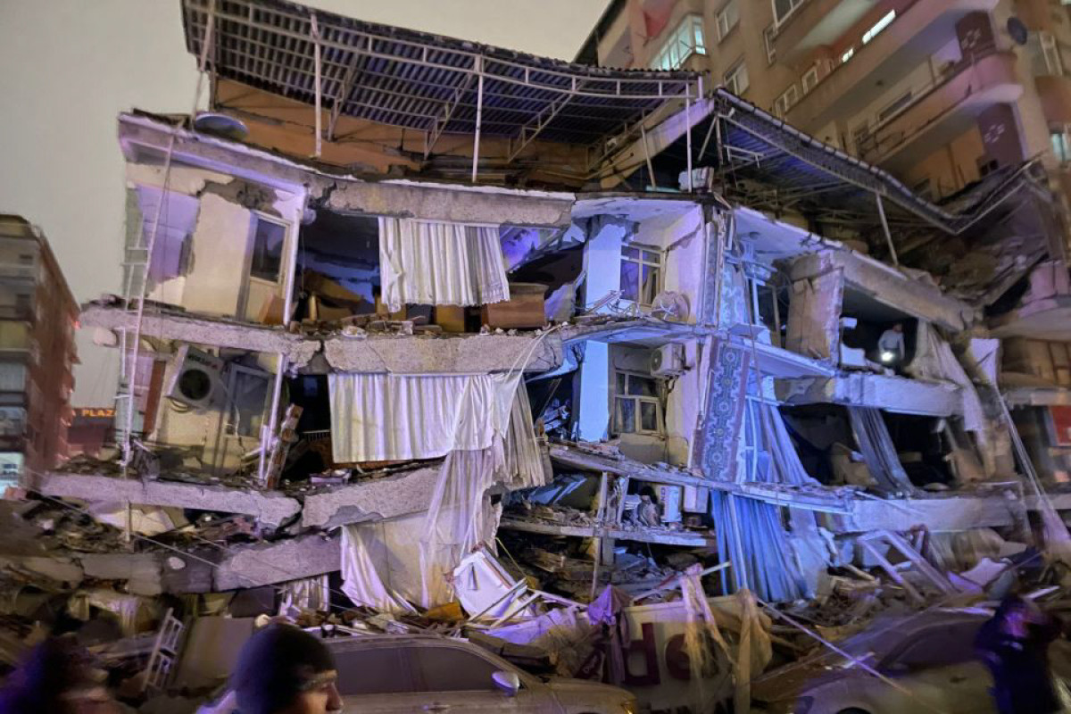 Ущерб, нанесенный землетрясением Турции, превысил $100 млрд