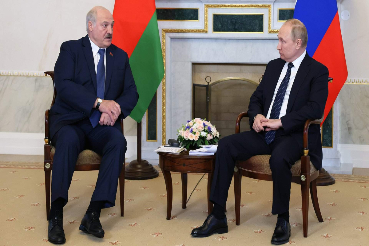 Putin və Lukaşenko Şimal-Cənub nəqliyyat dəhlizinin tikintisini müzakirə ediblər