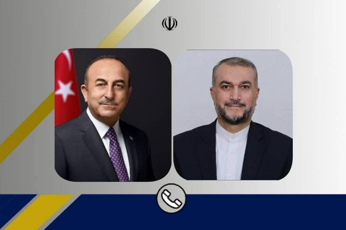 Çavuşoğlu və Abdullahian İran-Azərbaycan münasibətlərini müzakirə edib