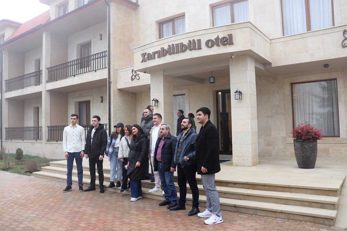 Agentlik: Şuşaya 40 nəfərdən ibarət ilk turist səfəri təşkil olunub - FOTO 