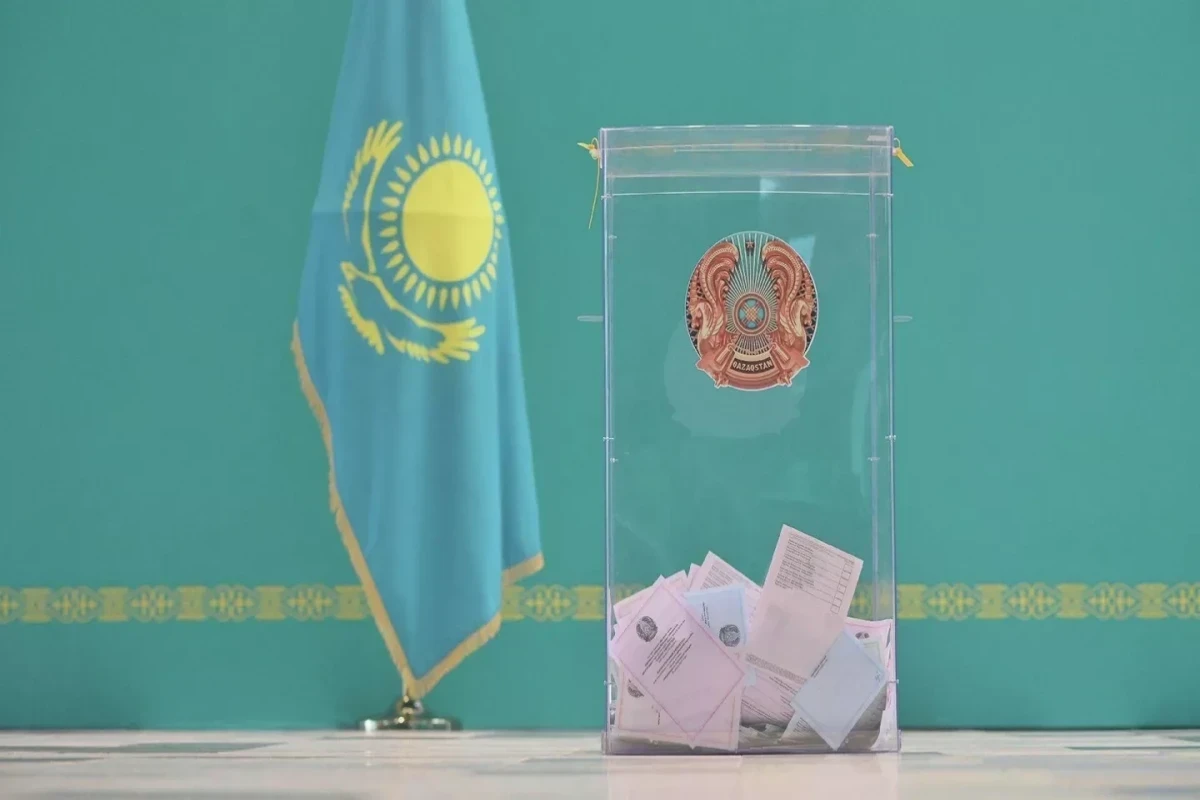В Казахстане завершилось голосование на парламентских выборах -ОБНОВЛЕНО 